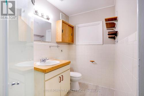 1183 Kaladar Drive, London, ON - Indoor Photo Showing Bathroom