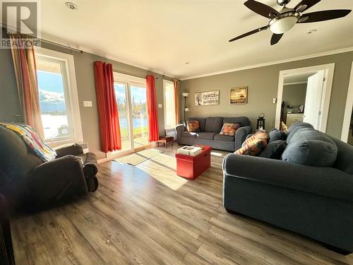 43 Munroe'S Pond, Lewisporte, NL - Indoor Photo Showing Living Room