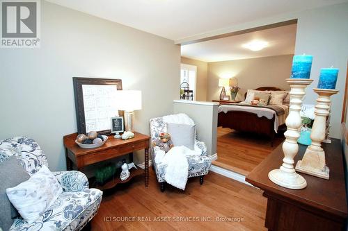 75 Wilmot Trail, Clarington, ON - Indoor Photo Showing Bedroom