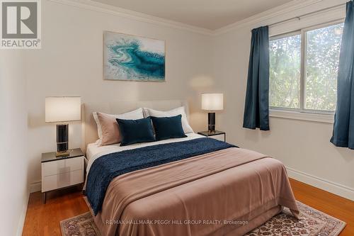 5516 County Road 90, Springwater, ON - Indoor Photo Showing Bedroom