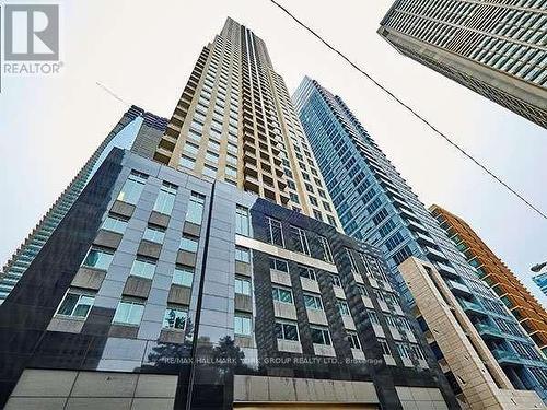 2006 - 35 Balmuto Street, Toronto, ON - Outdoor With Facade