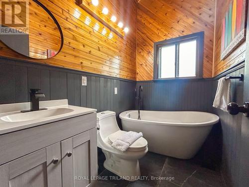 72229 Lakeshore Drive, Bluewater (Hay Twp), ON - Indoor Photo Showing Bathroom