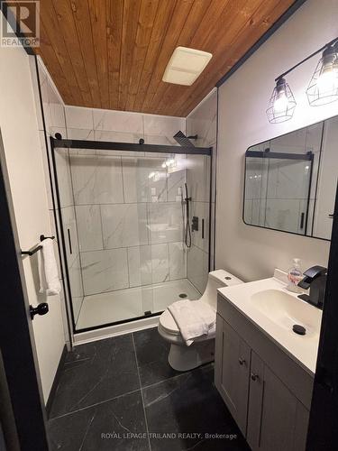 72229 Lakeshore Drive, Bluewater (Hay Twp), ON - Indoor Photo Showing Bathroom