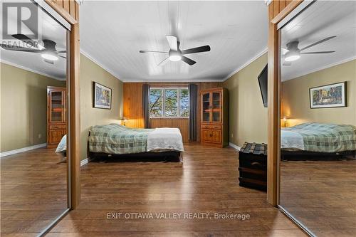 88 Chris Mullin Lane, Madawaska Valley (570 - Madawaska Valley), ON - Indoor Photo Showing Bathroom