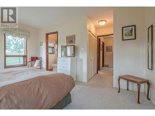 2150 Rashdale Road, Spallumcheen, BC - Indoor Photo Showing Bedroom