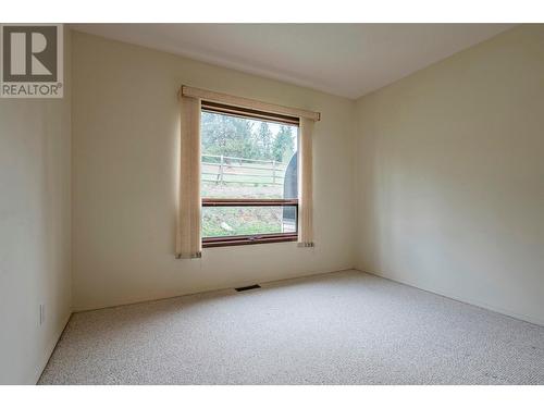 2150 Rashdale Road, Spallumcheen, BC - Indoor Photo Showing Other Room