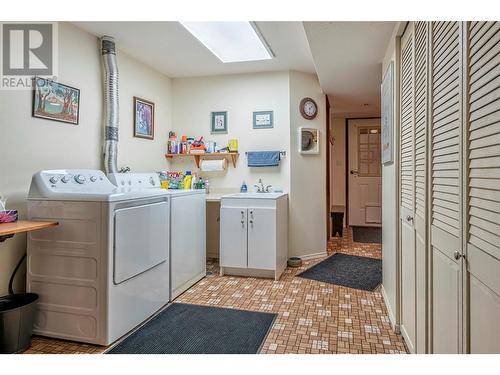 2150 Rashdale Road, Spallumcheen, BC - Indoor Photo Showing Laundry Room