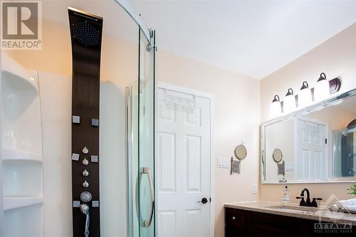 5 Halkirk Avenue, Kanata, ON - Indoor Photo Showing Bathroom