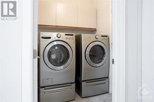 5 Halkirk Avenue, Kanata, ON - Indoor Photo Showing Laundry Room