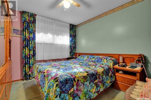 5832 Mayer Place, Regina, SK - Indoor Photo Showing Bedroom