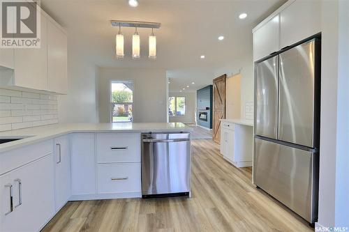 78 Deergrove Crescent, Regina, SK - Indoor Photo Showing Kitchen With Upgraded Kitchen