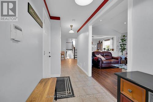 115 Provident Way, Hamilton, ON - Indoor Photo Showing Other Room