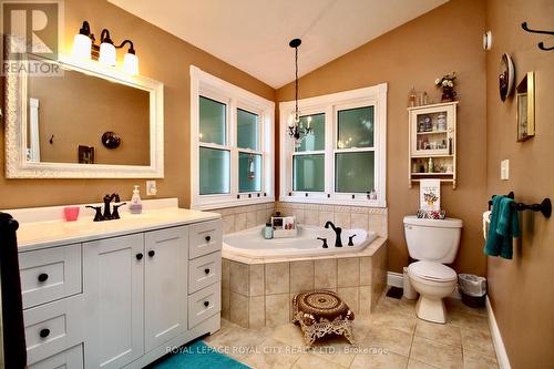 211 Eagle Road, Northern Bruce Peninsula, ON - Indoor Photo Showing Bathroom