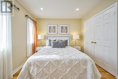 24 Ellesmere Street, Richmond Hill, ON - Indoor Photo Showing Bedroom