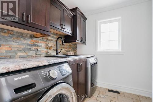 3801 Guest Road, Innisfil, ON - Indoor Photo Showing Laundry Room