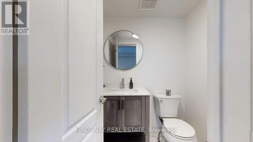 117 Primeau Drive, Aurora, ON - Indoor Photo Showing Bathroom