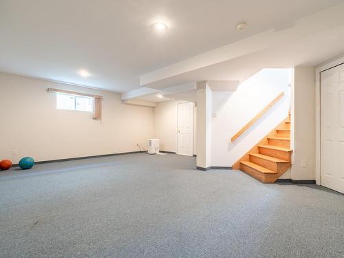 Salle familiale - 3695 Rue Des Pétunias, Longueuil (Saint-Hubert), QC - Indoor Photo Showing Basement