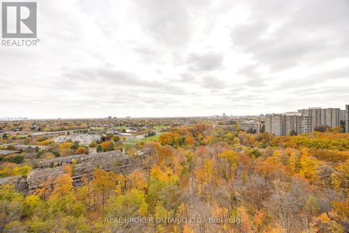 1502 - 202 Burnhamthorpe Road E, Mississauga, ON - Outdoor With View