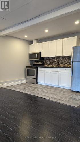 3 - 752 Main Street, Hamilton, ON - Indoor Photo Showing Kitchen