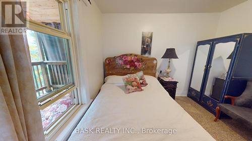 Upper - 42 Shanley Street, Kitchener, ON - Indoor Photo Showing Bedroom