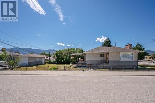 1301 Balfour Street, Penticton, BC - Outdoor