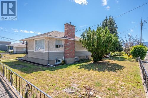 1301 Balfour Street, Penticton, BC - Outdoor