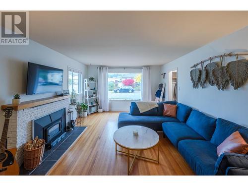 1301 Balfour Street, Penticton, BC - Indoor Photo Showing Living Room With Fireplace