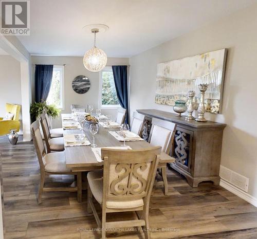 26 Maple Gate, Ramara, ON - Indoor Photo Showing Dining Room