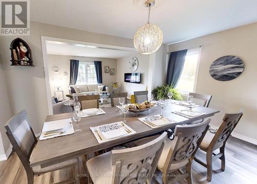 26 Maple Gate, Ramara, ON - Indoor Photo Showing Dining Room