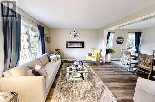 26 Maple Gate, Ramara, ON - Indoor Photo Showing Living Room