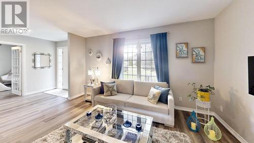 26 Maple Gate, Ramara, ON - Indoor Photo Showing Living Room