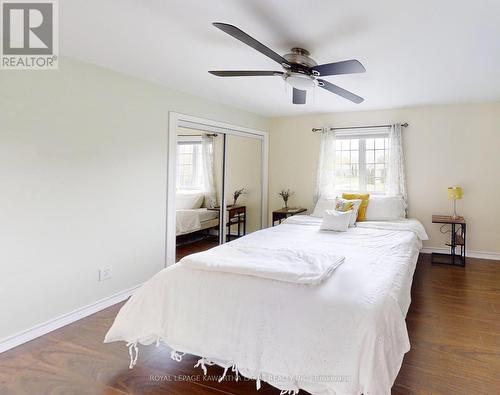 26 Maple Gate, Ramara, ON - Indoor Photo Showing Bedroom