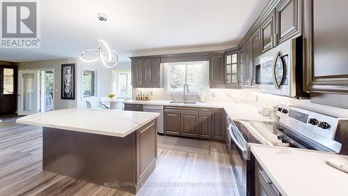 26 Maple Gate, Ramara, ON - Indoor Photo Showing Kitchen