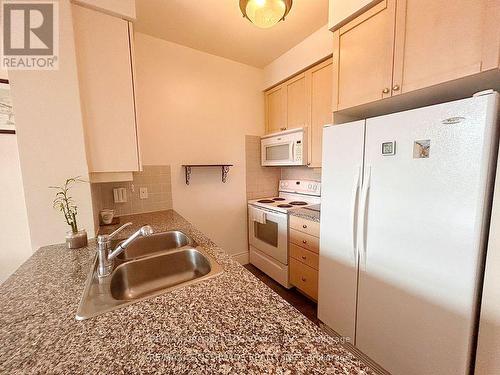 Ph1 - 15 Greenview Avenue, Toronto, ON - Indoor Photo Showing Kitchen With Double Sink