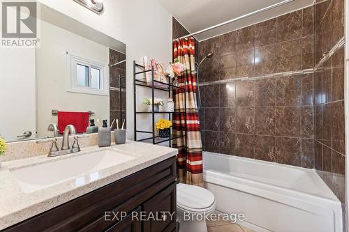 54 Magill Drive, Ajax, ON - Indoor Photo Showing Bathroom