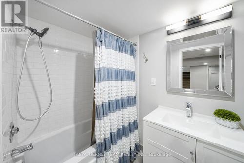 781 Masson Street, Oshawa, ON - Indoor Photo Showing Bathroom