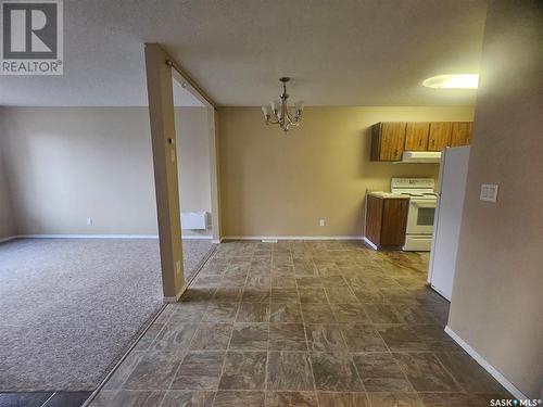 104 521 Albert Street, Estevan, SK - Indoor