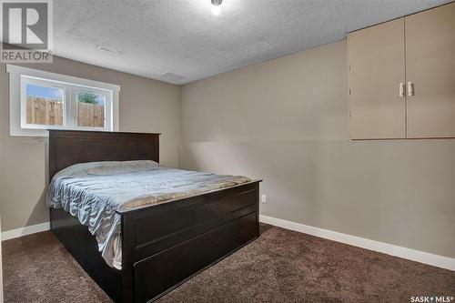 566 Klassen Crescent, Martensville, SK - Indoor Photo Showing Bedroom