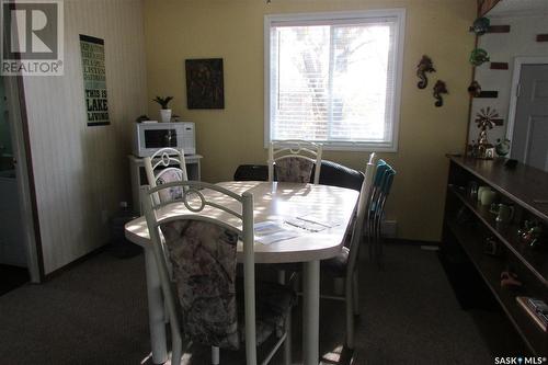 425 Mistusinne Crescent, Mistusinne, SK - Indoor Photo Showing Dining Room