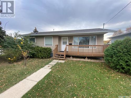 215 Sixth Avenue N, Yorkton, SK - Outdoor With Deck Patio Veranda