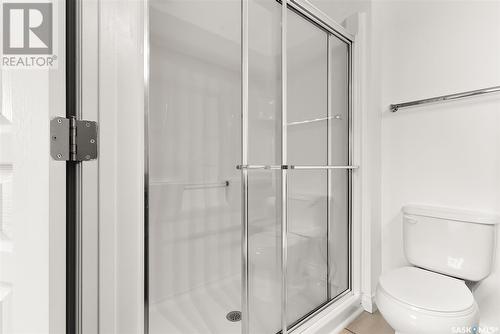 410 5303 Universal Crescent, Regina, SK - Indoor Photo Showing Bathroom