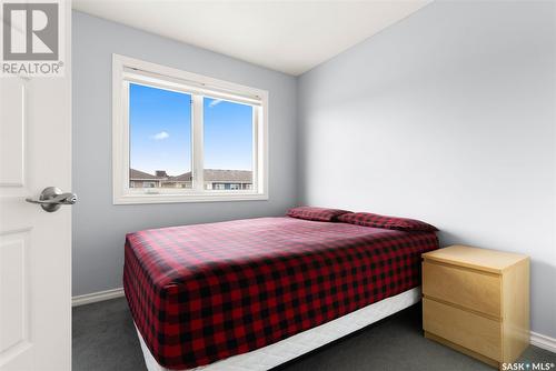 5540 Prefontaine Avenue, Regina, SK - Indoor Photo Showing Bedroom