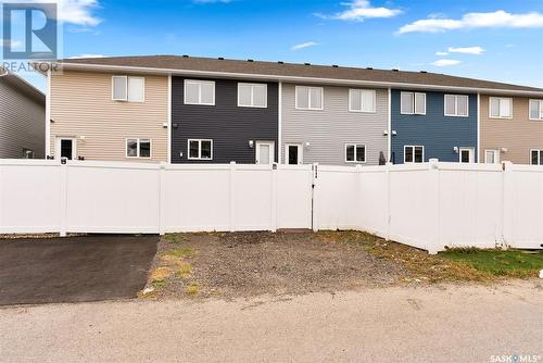 5540 Prefontaine Avenue, Regina, SK - Outdoor