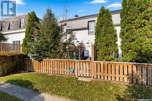 97 Westfield Drive, Regina, SK - Outdoor