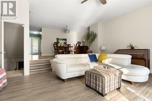 97 Westfield Drive, Regina, SK - Indoor Photo Showing Living Room