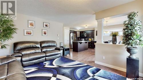 3341 Green Moss Lane, Regina, SK - Indoor Photo Showing Living Room