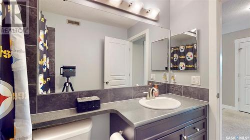 3341 Green Moss Lane, Regina, SK - Indoor Photo Showing Bathroom