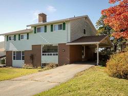 107 Hazelholme Drive  Halifax, NS B3M 1N7