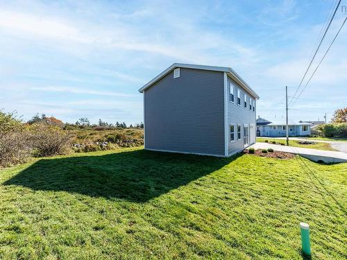 17 Hood Crescent, Yarmouth, NS 