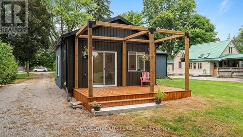 742 Mount Pleasant Road, Brantford, ON - Outdoor With Deck Patio Veranda